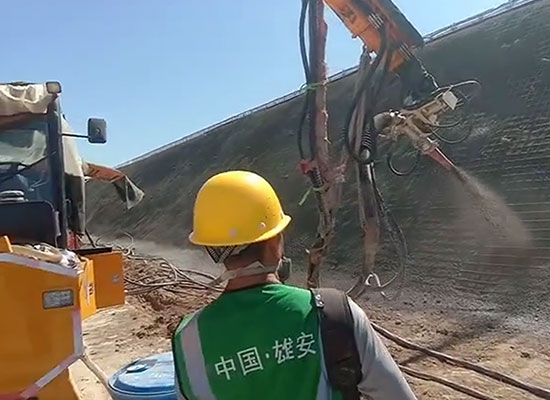 雄安新區(qū)混凝土濕噴機械手施工現場